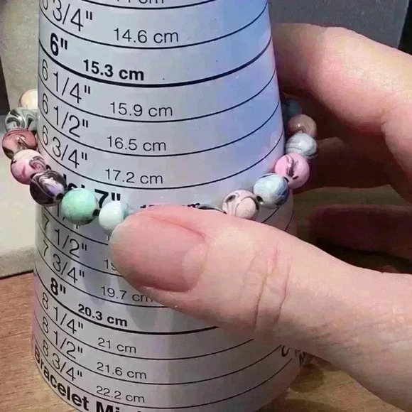 Acrylic Multi Colored Beaded Stretch Bracelet - Picture 4 of 4